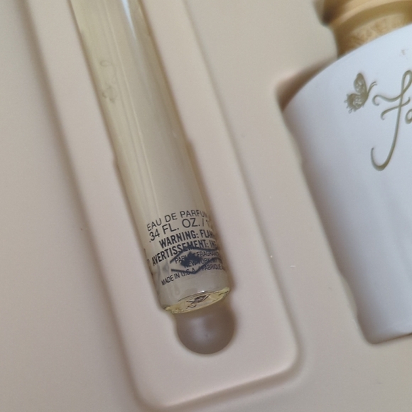 Jessica Simpson Fancy Love Gift Set - Picture 3 of 7